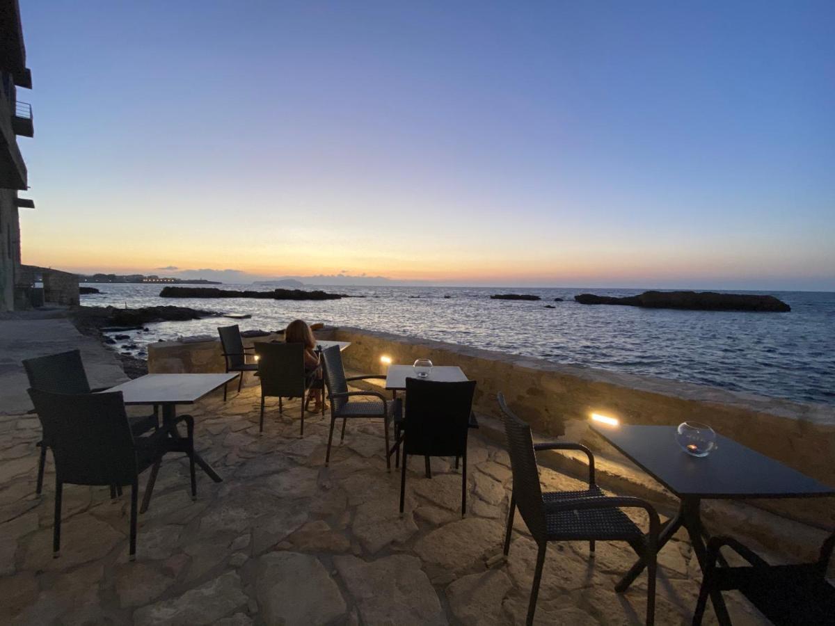 Microcosmos Halepas Chrissi Akti Chania Exterior foto