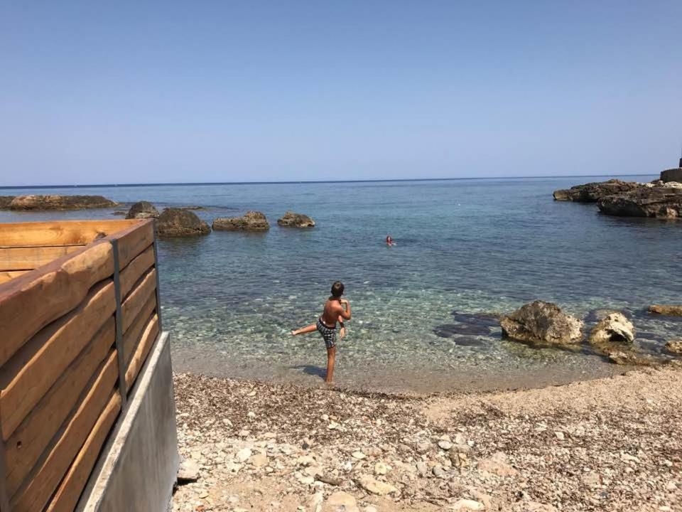 Microcosmos Halepas Chrissi Akti Chania Exterior foto